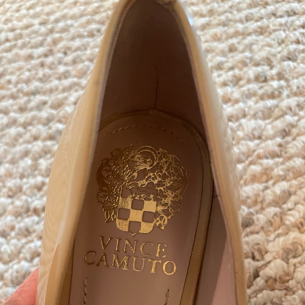 Nude platform elegant heels. Vince Camuto